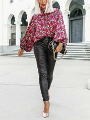 Milan Kiss Bluzka w kolorze różowo-zielonym rozmiar: S. Różowe bluzki Milan Kiss, s, bez wzorów, bez kołnierzyka, bez ramiączek. Za 177.45 zł.