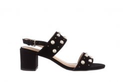 Sandały Bayla-065 4309787 Czarny, Skóra naturalna - 37. Czarne sandały Bayla, bez wzorów, z nubiku, biznesowe, z otwartym noskiem, bez obcasa, bez zapięcia. W wyprzedaży za 89.10 zł.