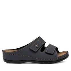 Klapki Inblu. Niebieskie klapki Inblu, bez wzorów, bez obcasa. Za 119.99 zł.