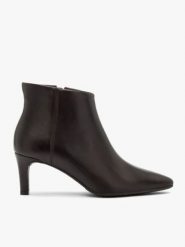 Bordowe botki na szpilce. Czerwone botki Brawo sp. z o.o., na jesień, bez wzorów, ze skóry, bez obcasa, na obcasie, bez zapięcia. Za 499.99 zł.