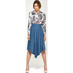 Wzorzysta Elegancka Wyjściowa Bluzka z Draperiami. Białe bluzki Molly.pl, l, bez wzorów, biznesowe, bez kołnierzyka, bez ramiączek. Za 109.90 zł.