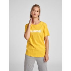 Koszulka sportowa z krótkim rękawem damska Hummel Cotton Logo. Brązowe koszulki sportowe Hummel, bez wzorów, bez ramiączek, do piłki nożnej. Za 130.50 zł.