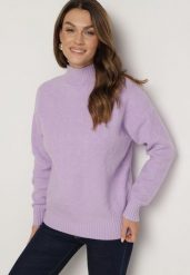 Fioletowy Sweter Golf z Ozdobnym Tłoczeniem Zakończony Ściągaczem Melodiea. Fioletowe golfy Born2be, bez wzorów, bez ramiączek. Za 89.99 zł.