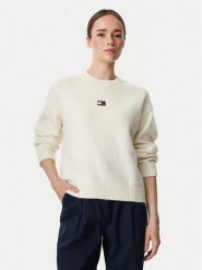 Tommy Jeans Sweter Fluffy Badge DW0DW23831 Biały Regular Fit. Białe swetry Tommy Jeans, s, bez wzorów, z jeansu, bez ramiączek. Za 449.99 zł.