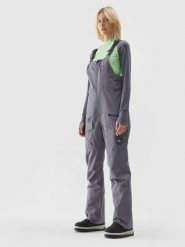 4F Spodnie snowboardowe z szelkami membrana 15000 damskie - szare XS. Szare spodnie narciarskie 4f, l, bez wzorów, z tkaniny, narciarskie. Za 799.99 zł.