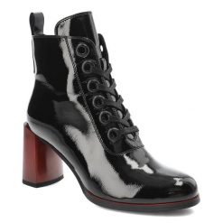 Czarne Botki S.Barski Damskie Buty Na Obcasie. Czarne botki S.BARSKI, bez wzorów, z lakierowanej skóry, bez obcasa, na obcasie, bez zapięcia. Za 229.00 zł.