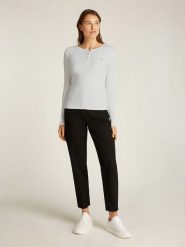 TOMMY JEANS Koszulka w kolorze białym rozmiar: L. Białe bluzki Tommy Jeans, l, bez wzorów, z bawełny, bez kołnierzyka, bez ramiączek. Za 136.45 zł.