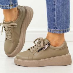 Beżowe skórzane sneakersy damskie T.Sokolski J26-301. Brązowe obuwie sportowe Sokolski, na jesień, z dzianiny, bez zapięcia, trekkingowe. Za 269.00 zł.