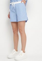 Niebieskie Szorty w Paski z Wysokim Stanem i Sznurkami Kiniriela. Niebieskie szorty Born2be, bez wzorów, eleganckie, z podwyższonym stanem. Za 84.99 zł.