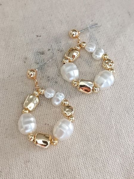 Atelier MIU Pozłacane kolczyki-wkrętki rozmiar: onesize. Brązowe kolczyki Atelier MIU, pozłacane. Za 74.28 zł.