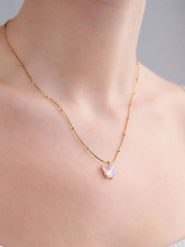 Lodie Silver Naszyjnik z zawieszką - dł. 45 cm rozmiar: onesize. Różowe naszyjniki Lodie Silver, z cyrkonią, z mosiądzu. Za 30.99 zł.