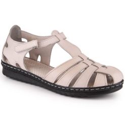 Skórzane sandały damskie płaskie zabudowane T.Sokolski A88. Sandały T.Sokolski, bez wzorów, z materiału, eleganckie, bez obcasa, na płaskiej podeszwie, bez zapięcia. Za 249.99 zł.