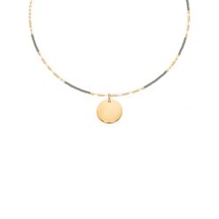 Naszyjnik z szarymi japońskimi koralikami Miyuki z medalikiem. Szare naszyjniki Lilou, z perłą, pozłacane. Za 428.00 zł.