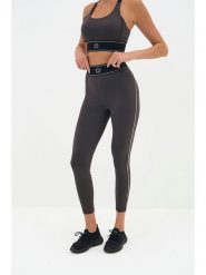 Onamaste Legginsy sportowe "Mali" w kolorze szarym rozmiar: S/M. Szare legginsy sportowe Onamaste, m, bez wzorów, z materiału, z podwyższonym stanem, outdoorowe. Za 130.99 zł.