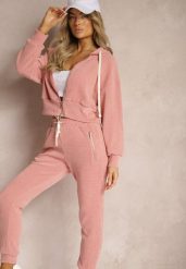 Różowy Komplet Dresowy z Dodatkiem Bawełny Spodnie z Gumką w Talii Bluza z Kapturem Sesaria. Czerwone bluzy Renee, l, bez wzorów, z bawełny, z kapturem. Za 109.99 zł.