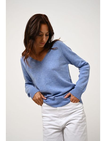 AUTHENTIC CASHMERE Kaszmirowy sweter "Giusalet" w kolorze błękitnym rozmiar: M. Niebieskie swetry AUTHENTIC CASHMERE, m, bez wzorów, z kaszmiru, bez ramiączek. Za 337.41 zł.