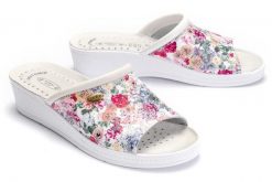 SANITAL FLEX 698 07 fantasia, klapki profilaktyczne damskie. Klapki Sanital-Flex, bez wzorów, ze skóry, bez obcasa. Za 119.90 zł.