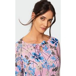 Klasyczny sweter z wiązaniem. Swetry Greenpoint. Za 39.99 zł.