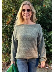 Miss goodlife Sweter w kolorze zielonym rozmiar: XS. Zielone swetry miss goodlife, xs, bez wzorów, z wełny, bez ramiączek. Za 100.75 zł.