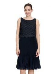 Vera Mont Sukienka w kolorze granatowym rozmiar: 42. Niebieskie sukienki Vera Mont, bez wzorów, bez kołnierzyka, bez ramiączek, mini. Za 339.99 zł.