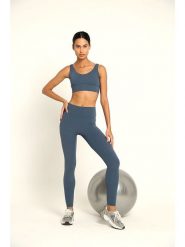 Onamaste Legginsy sportowe "Mantra" w kolorze granatowym rozmiar: L/XL. Niebieskie legginsy Onamaste, l, bez wzorów, z podwyższonym stanem. Za 136.45 zł.