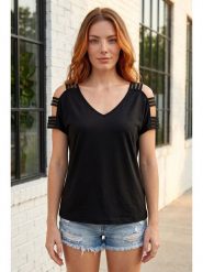 SOULSHAE Koszulka w kolorze czarnym rozmiar: S/M. Czarne bluzki SOULSHAE, m, bez wzorów, z wiskozy, bez kołnierzyka, bez ramiączek. Za 86.95 zł.