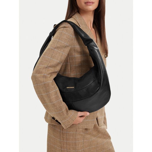 Torebka GINO ROSSI. Czarne torebki klasyczne Gino Rossi, bez wzorów, bez dodatków. Za 229.99 zł.
