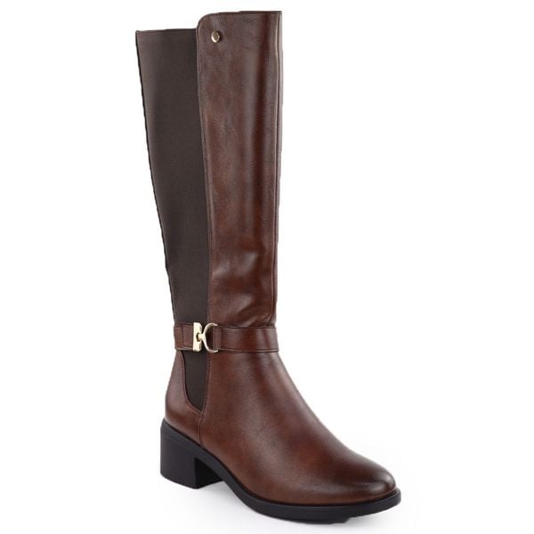 Kozaki damskie brązowe eVento 25KZ02-9430. Brązowe kozaki eVento, ze skóry ekologicznej, bez obcasa, bez zapięcia. Za 229.99 zł.