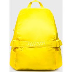 Puma - Plecak. Żółte plecaki Puma, bez wzorów, z nylonu. W wyprzedaży za 179.90 zł.