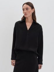 Someday Bluzka w kolorze czarnym rozmiar: 40. Czarne bluzki someday., bez wzorów, bez kołnierzyka, bez ramiączek. Za 187.99 zł.