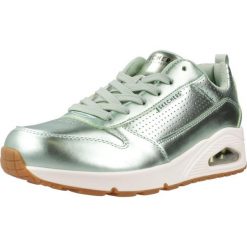 Kapcie SKECHERS UNO - METALLIXS Zielony. Zielone obuwie domowe Skechers, bez wzorów, z syntetyku, bez zapięcia. Za 423.99 zł.