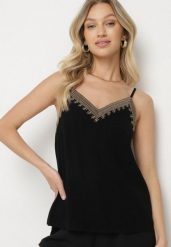 Czarny Top na Ramiączkach z Lnu i Wiskozy Zdobiony Haftem Obinelle. Czarne topy Born2be, s, z aplikacjami, z jeansu, bez kołnierzyka, bez ramiączek. Za 69.99 zł.