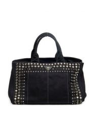 PRADA Torebka w kolorze czarnym - 40 x 24 x 25 cm rozmiar: onesize. Czarne torebki klasyczne Prada, bez wzorów, z materiału, bez dodatków. Za 3,523.95 zł.