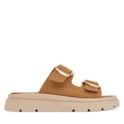 Klapki Tamaris. Brązowe klapki Tamaris, bez wzorów, bez obcasa. Za 399.99 zł.