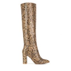 Kozaki MEXX. Brązowe kozaki Mexx, bez obcasa, na słupku, bez zapięcia. Za 449.99 zł.