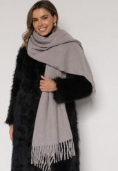 Szary Klasyczny Szalik Zdobiony Frędzlami Vetilana. Szare szaliki Born2be, z aplikacjami, z jeansu, biznesowe. Za 44.99 zł.