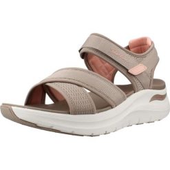 Sandały SKECHERS 164078S Beżowy. Brązowe sandały Skechers, bez wzorów, z materiału, bez obcasa, bez zapięcia. Za 490.00 zł.