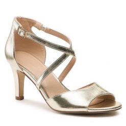 Sandały Clara Barson. Żółte sandały Clara Barson, bez wzorów, bez obcasa, na szpilce, bez zapięcia. Za 129.99 zł.