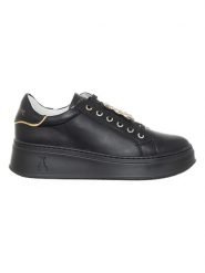 Patrizia Pepe Skórzane sneakersy w kolorze czarnym rozmiar: 38. Czarne trampki Patrizia Pepe, z aplikacjami, bez zapięcia. Za 489.95 zł.