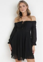 Czarna Sukienka Mini ze Sznurowaniem Ozdobiona Koronką Olymetina. Czarne sukienki Born2be, na imprezę, m, bez wzorów, z koronki, bez kołnierzyka, bez ramiączek, mini. Za 139.99 zł.
