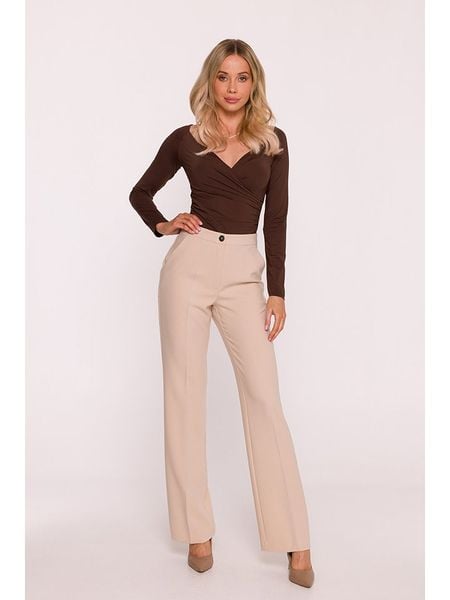 Stylove Spodnie w kolorze beżowym rozmiar: S. Brązowe spodnie materiałowe Stylove, na co dzień, s, bez wzorów, z materiału, z podwyższonym stanem. Za 199.95 zł.