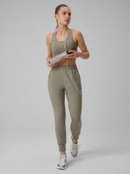 4F Spodnie treningowe szybkoschnące damskie - oliwkowe S. Brązowe spodnie dresowe 4f, na co dzień, s, bez wzorów. Za 179.99 zł.