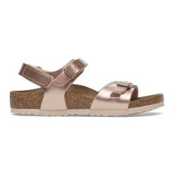 Sandały Birkenstock Rio As 1029530 złoty. Żółte sandały bez wzorów, z materiału, eleganckie, z otwartym noskiem, bez obcasa, bez zapięcia. Za 499.71 zł.