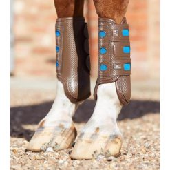 Zamknięte przednie getry dla koni Premier Equine Carbon Tech Air Cooled. Brązowe legginsy sportowe PREMIER EQUINE, l, bez wzorów, do jazdy konnej. Za 443.50 zł.