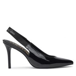 Szpilki Versace Jeans Couture. Czarne sandały Versace Jeans Couture, bez wzorów, z jeansu, bez obcasa, na szpilce, bez zapięcia. Za 679.99 zł.