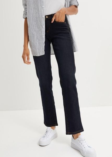 Jeansy ze stretchem, straight, mid waist. Niebieskie jeansy bonprix, bez wzorów. Za 124.99 zł.