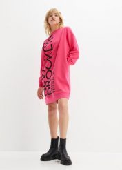 Sukienka dresowa oversize z miękkiej mieszanki bawełny. Czerwone sukienki bonprix, bez wzorów, z bawełny, bez kołnierzyka, bez ramiączek, oversize. Za 109.99 zł.