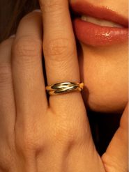 L instant d Or Złoty pierścionek "Saturna" rozmiar: 48. Żółte pierścionki L instant d Or, złote. Za 861.99 zł.