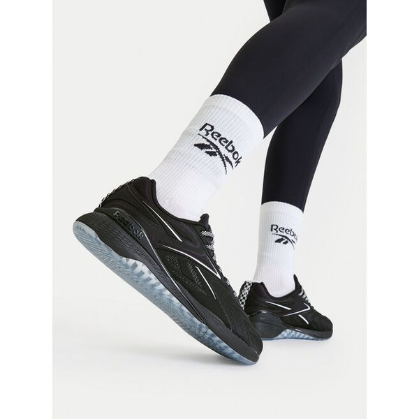 Buty na siłownię Reebok. Czarne obuwie sportowe Reebok, bez zapięcia, na fitness i siłownię. Za 599.99 zł.