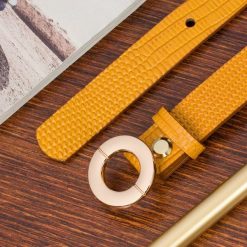 Skórzany pasek damski do spodni sukienki musztardowa skóra nat 1,8 cm Beltimore O16 : Kolory - żółty, złoty, Rozmiar pasków - r.85-100 cm. Żółte paski bez wzorów, ze skóry. Za 49.99 zł.